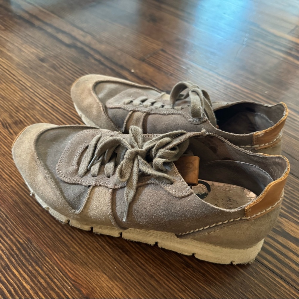 OTBT Taupe Suede Casual Sneakers with Tan Heel Accent